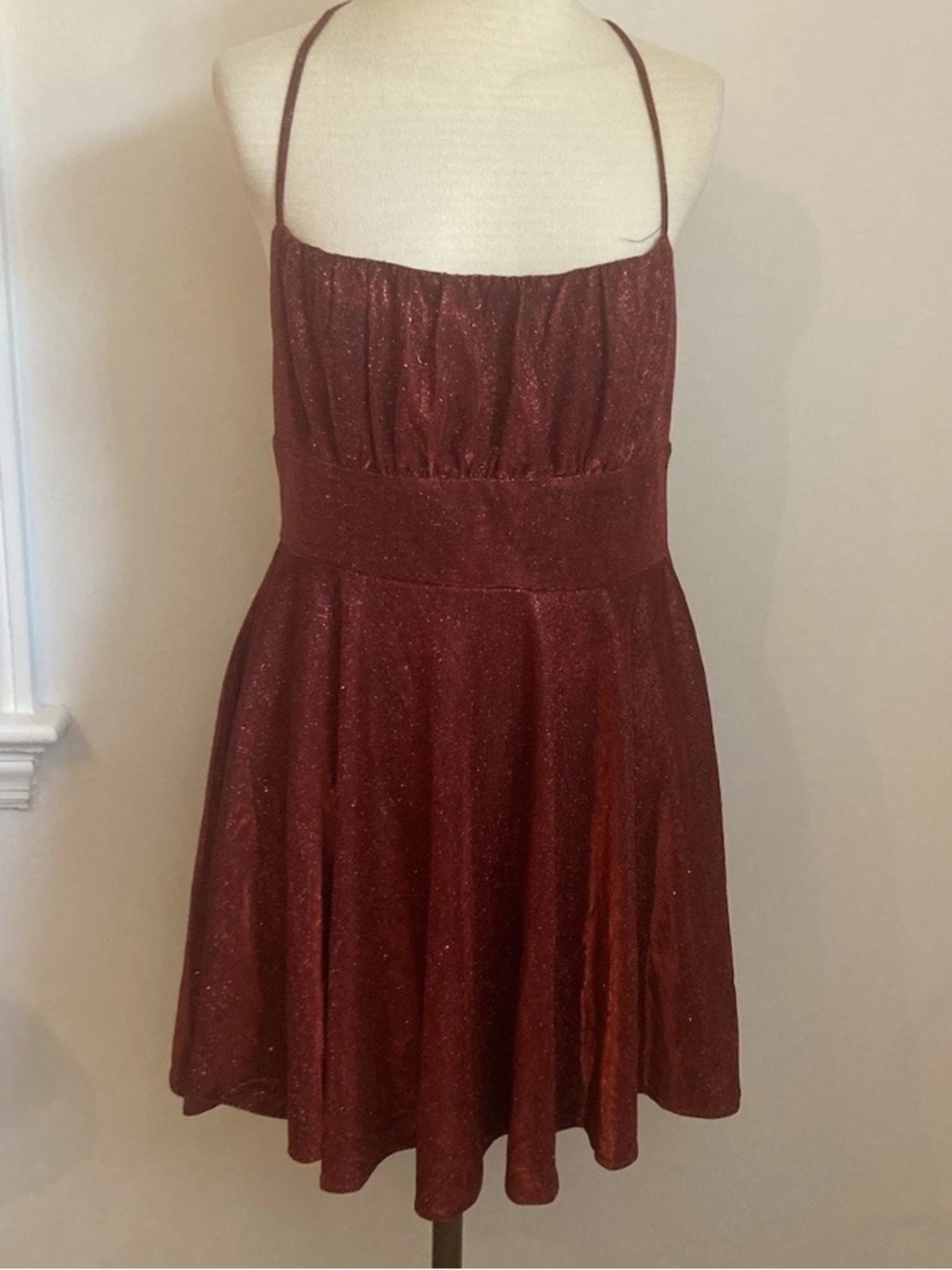 8-16 Windsor Red mini dress Shimmer Sparkle Burgundy Large NWT open Back